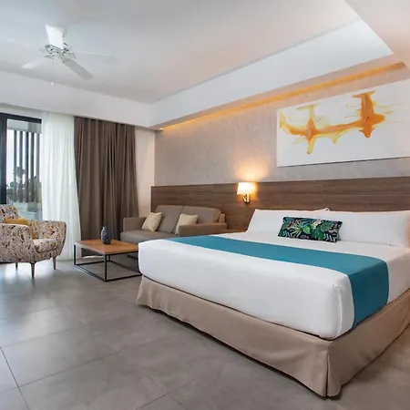 Serenade Punta Cana Beach & Spa Resort Room photo Deluxe Room