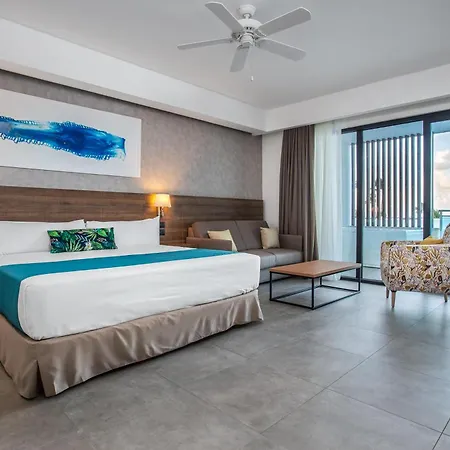 Serenade Punta Cana Beach & Spa Resort Room photo Junior Suite